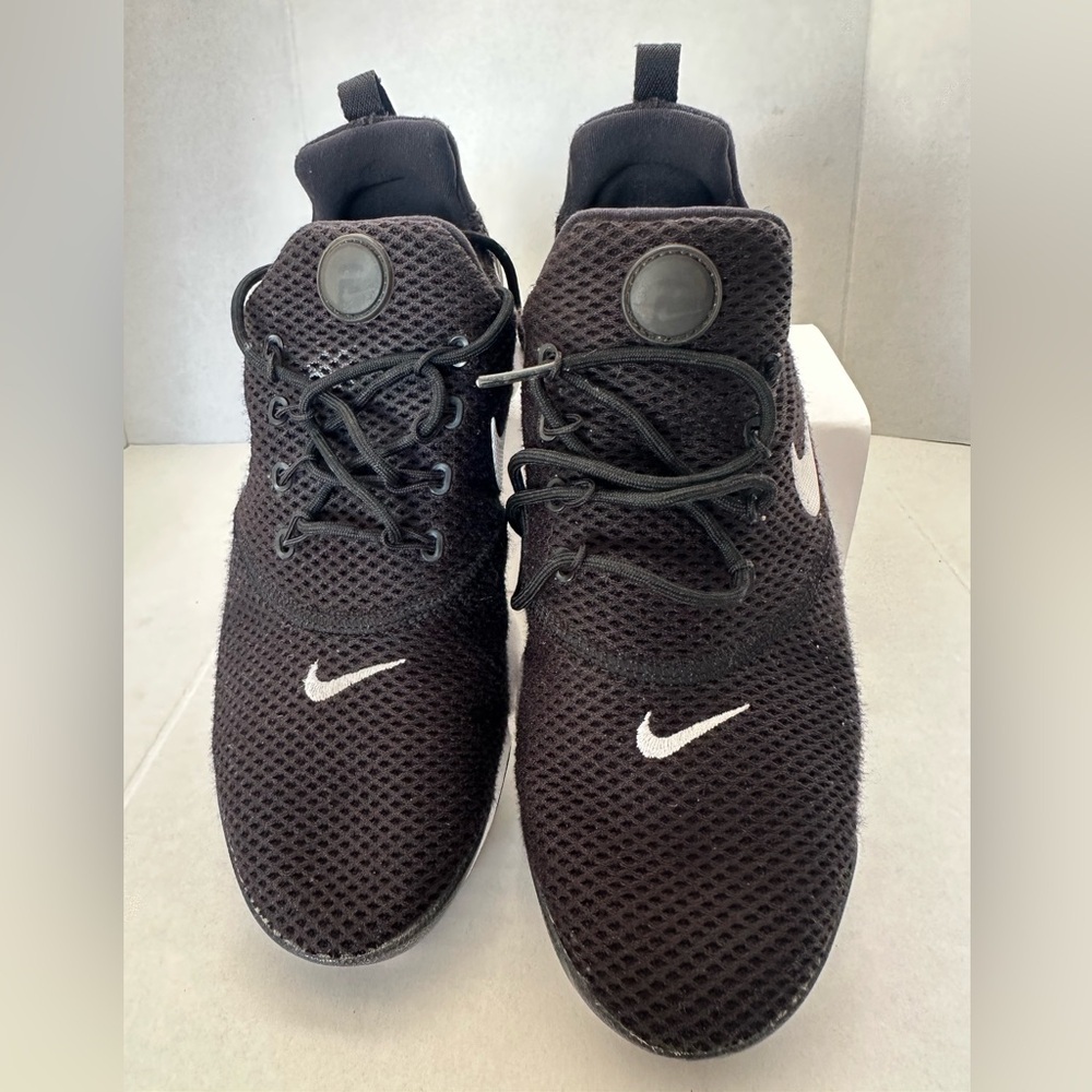 Nike Air Presto Fly Womens Size 6 Black White Athletic Running Shoes Sneakers - Picture 3 of 8